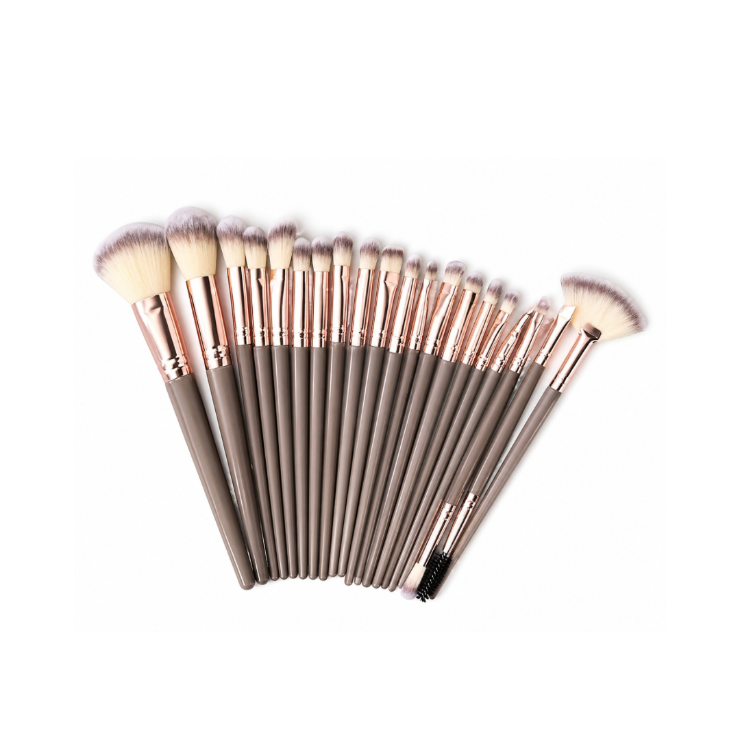 Set of 20 Luxurious Brushes