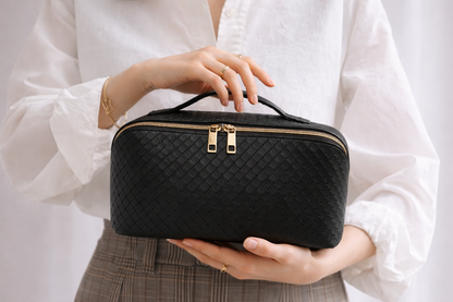Woven Leather Large Capacity Make-Up Bag